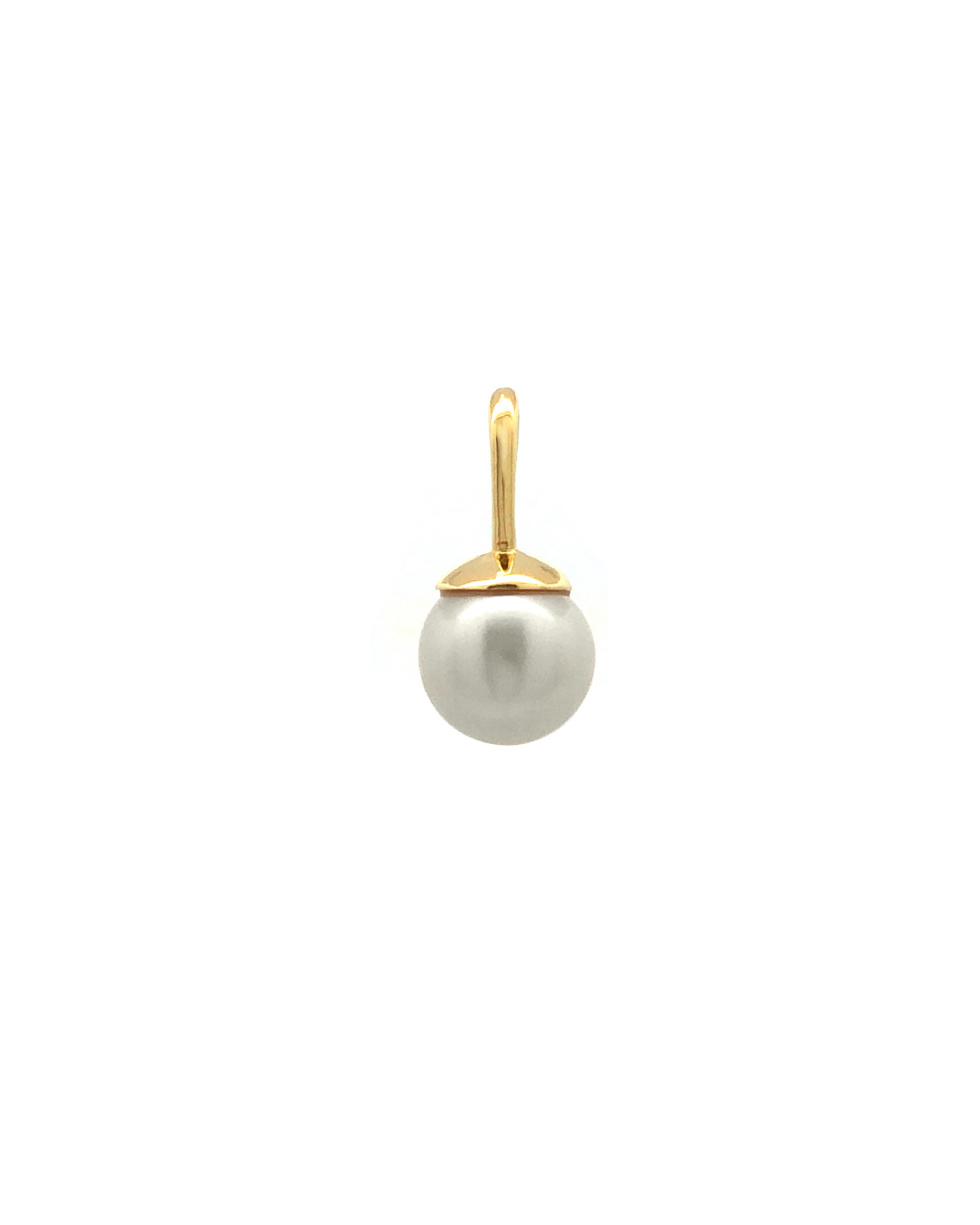 VELA Pearl Charm