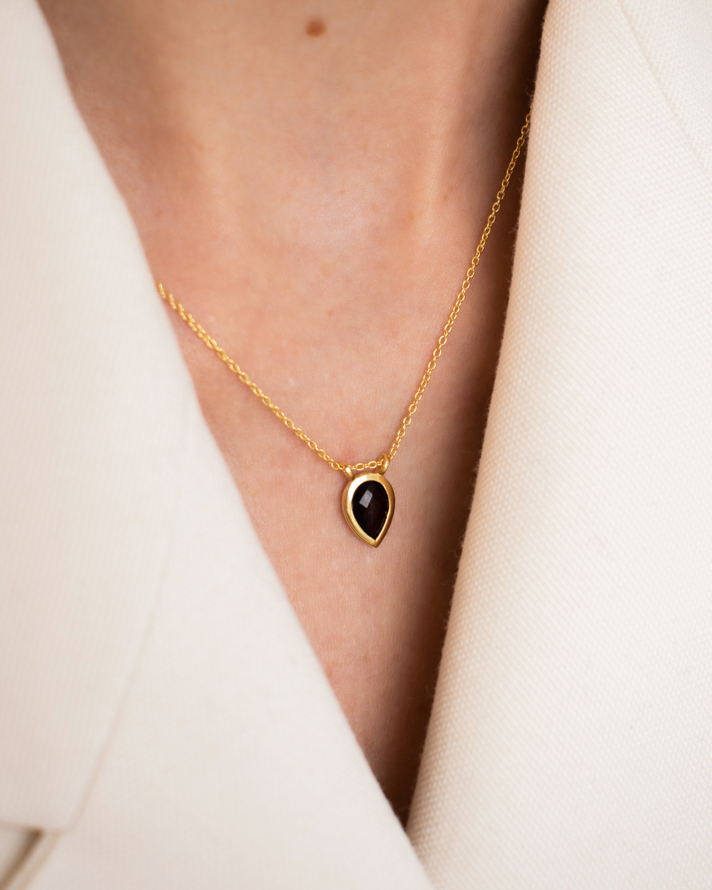 Velvet Drop Halskette