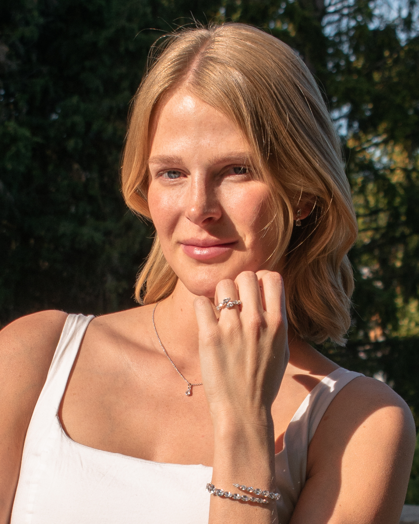 Thara Solitaire Halskette
